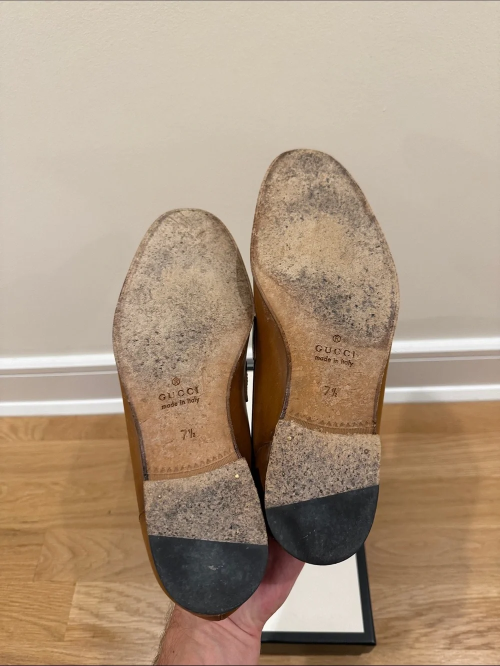 Gucci Men’s Tan to Dark Brown Leather Horsebit Loafers
